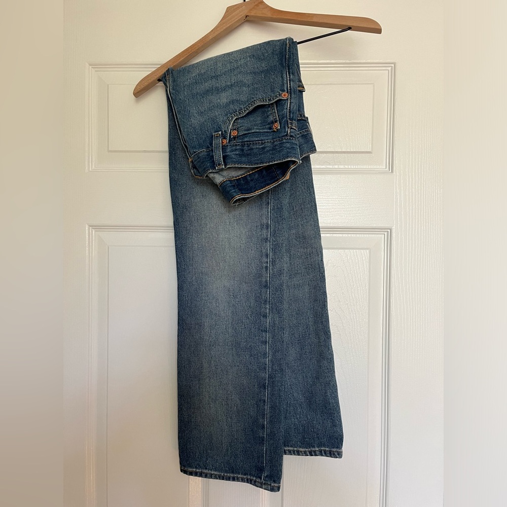 Levi’s 501 Medium Wash 30W X 30L